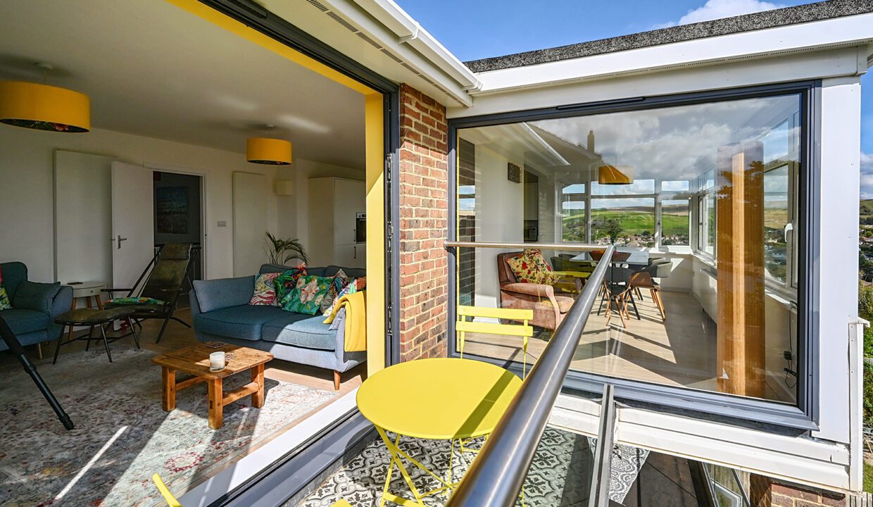 32 Tumulus Rd, BN2 (27)