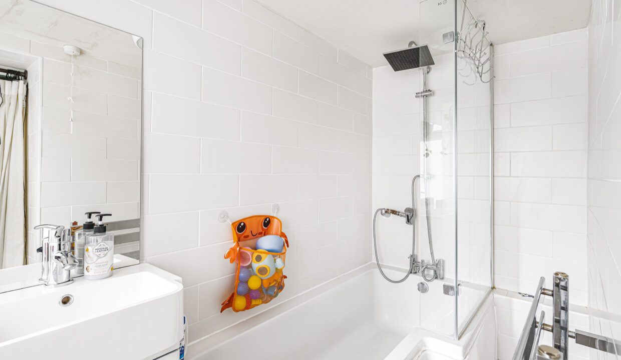 Photo 23-10-2025, 14 44 54