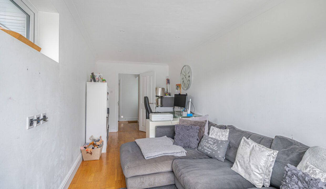 Photo 23-02-2026, 10 44 15