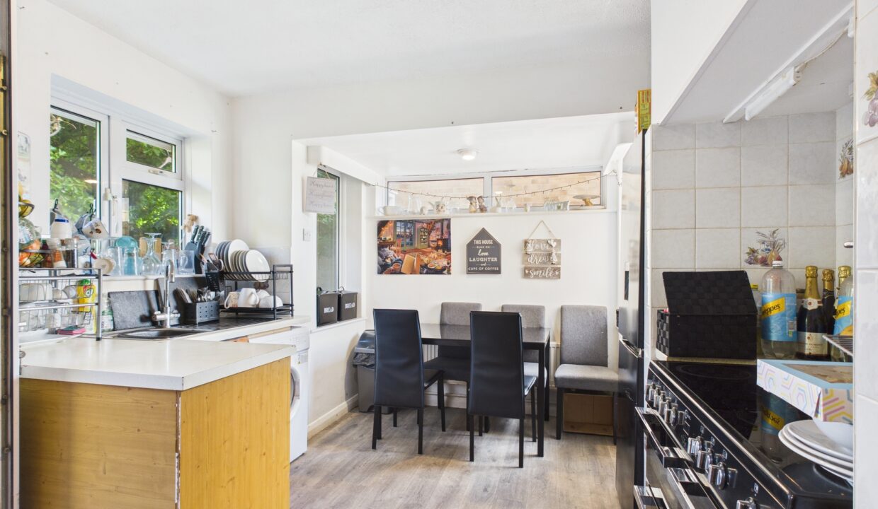 Kitchen pic 3