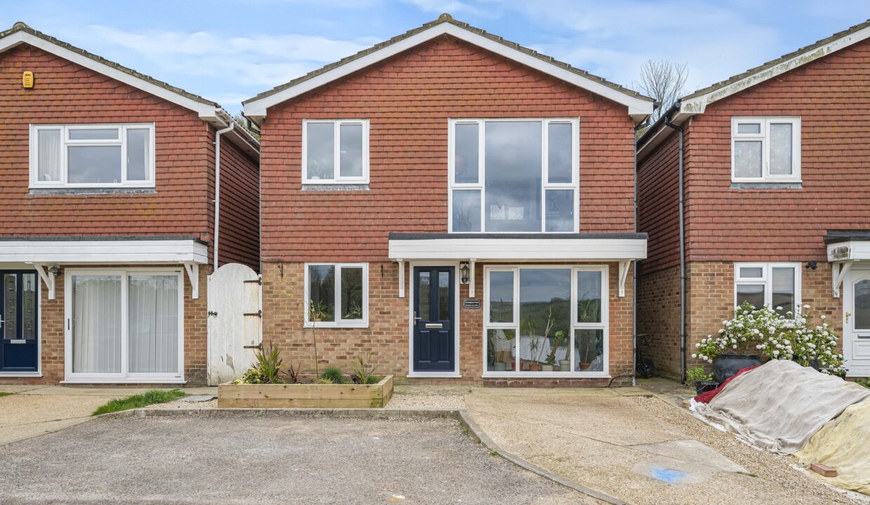 Photo 01-04-2026, 14 37 39