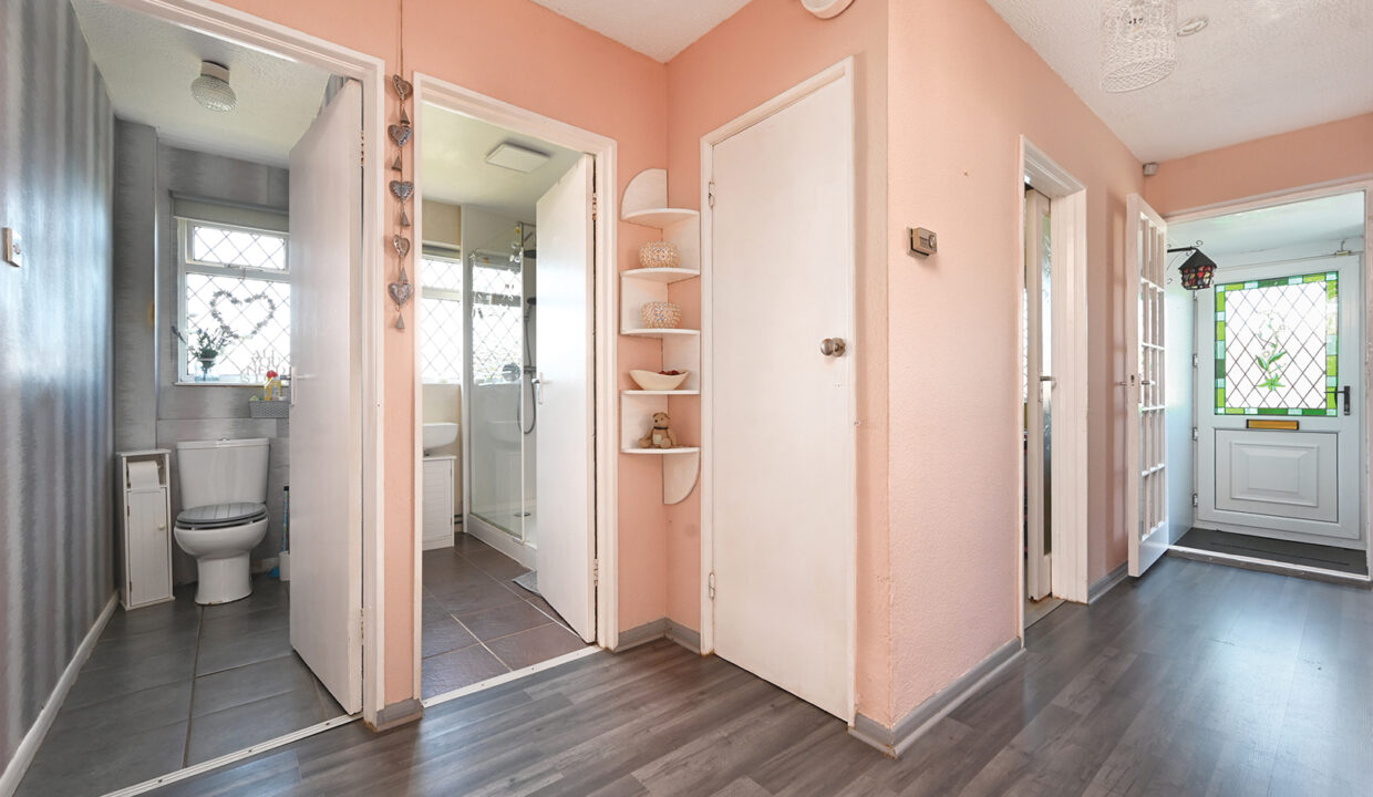 25 Falmer Gardens, BN2 (5)