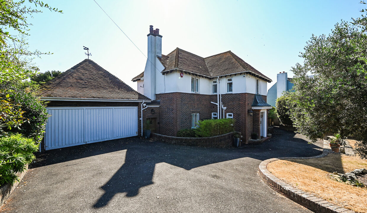 9 Longhill Road, Ovingdean, BN2 (16)