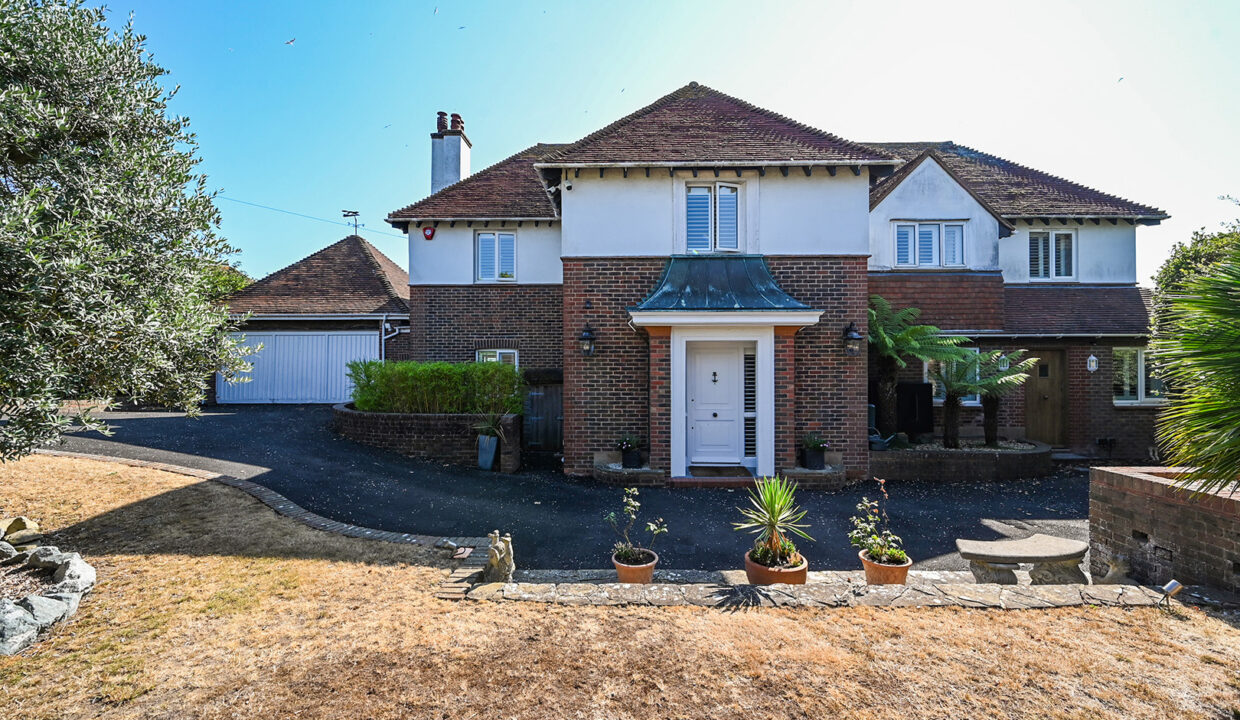 9 Longhill Road, Ovingdean, BN2 (18)