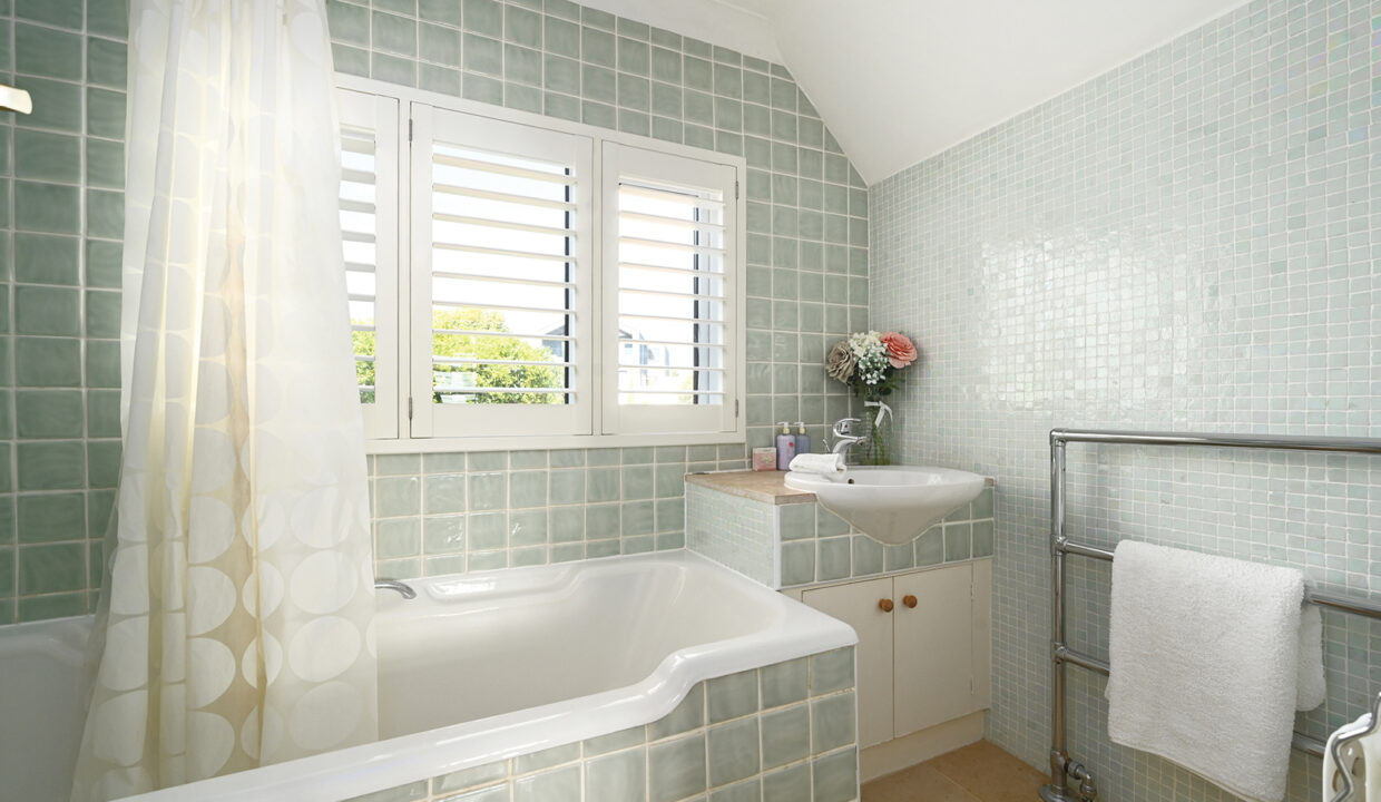 9 Longhill Road, Ovingdean, BN2 (56)