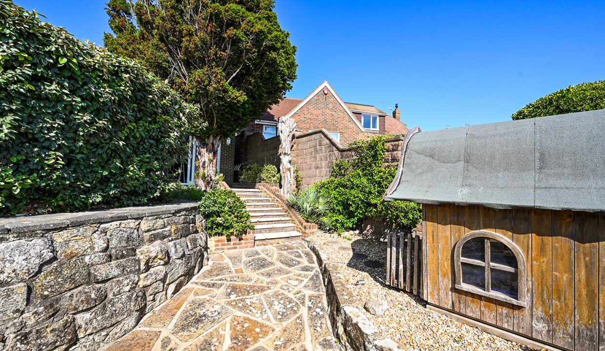 9 Longhill Road, Ovingdean, BN2 (9)