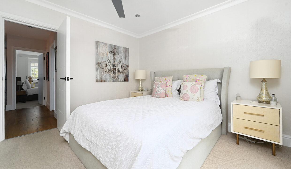88 Cresent Drive North, BN2 (5)
