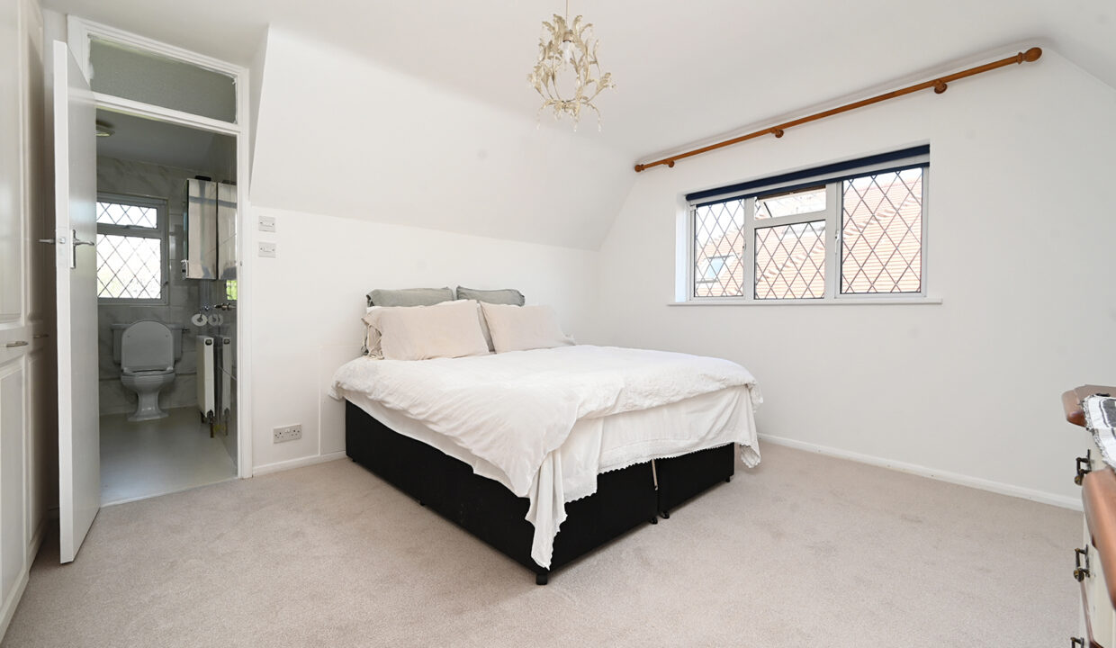 9 Dean Court Road, BN2 (20)